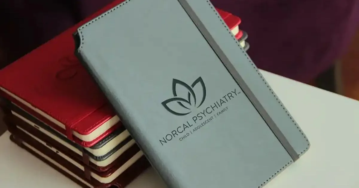 روش‌های درج لوگو روی سررسید ۱۴۰۵